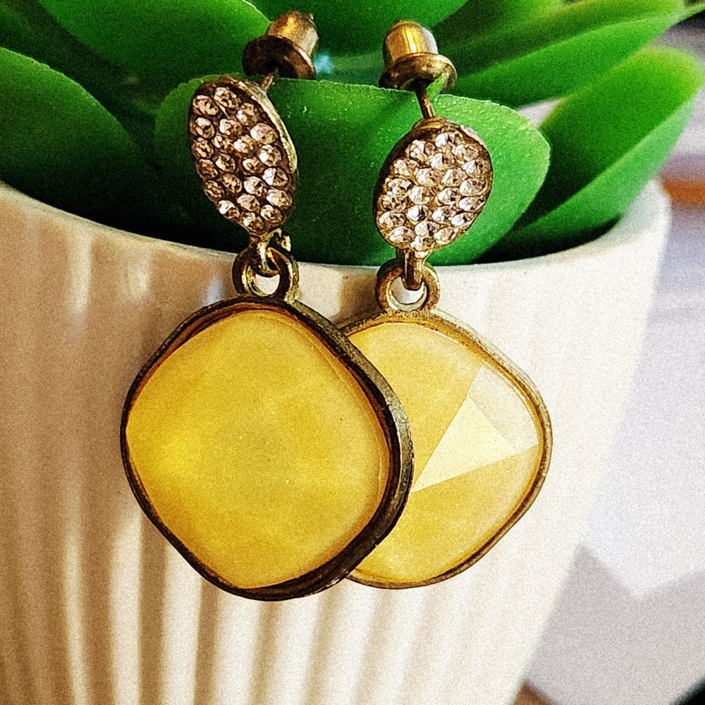 Yellow Cushion Drop Dangle Earrings Gold Tone Crystal Post Vintage Style 1.25"